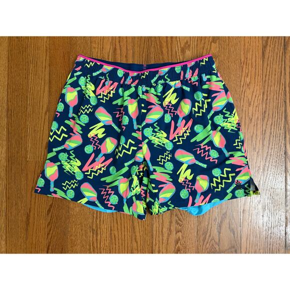 Chubbies Swim Trunks Shorts Men’s Medium 5.5” Inseam Pickleball Neon Retro Print - Picture 1 of 5